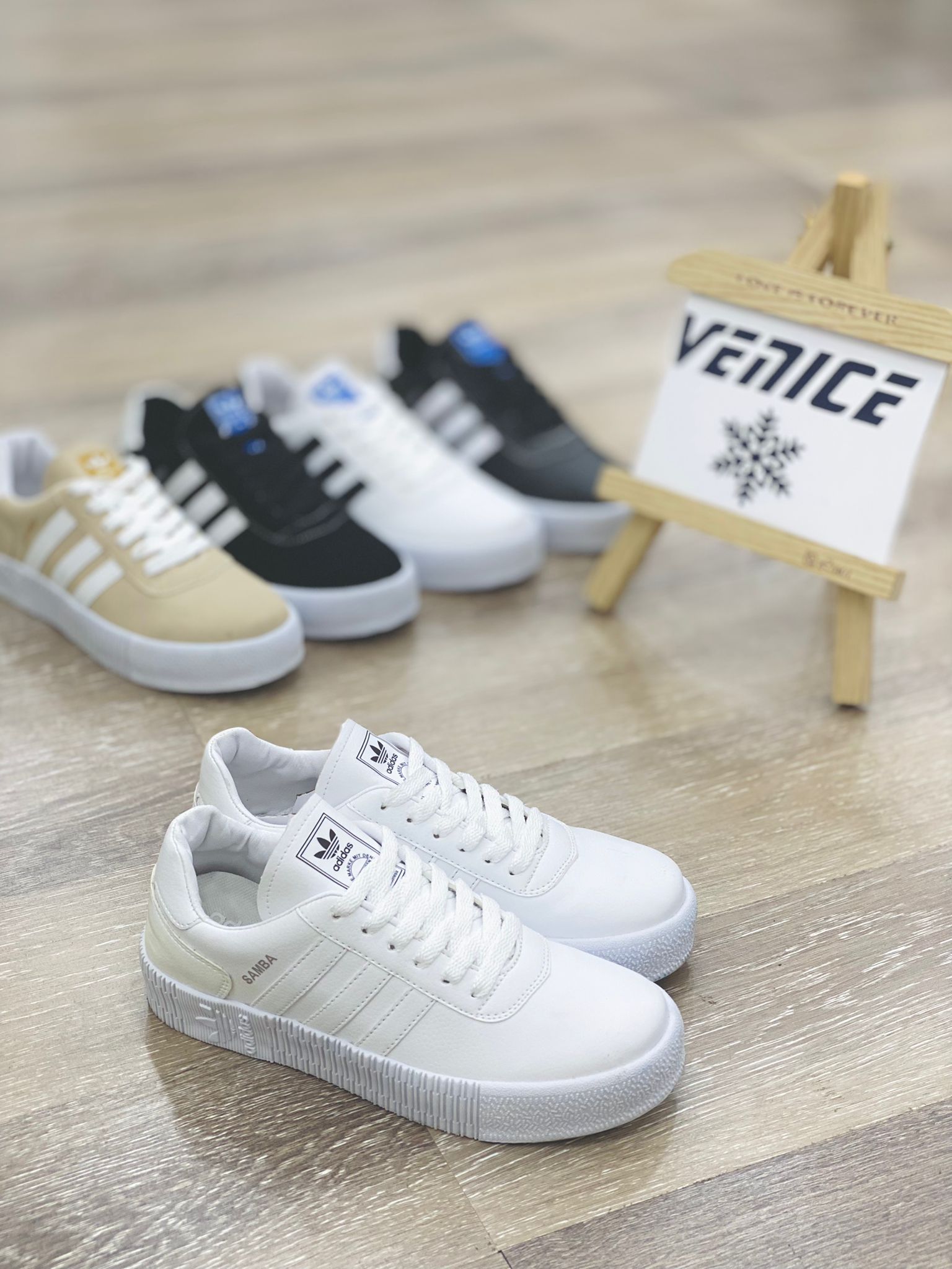 Vostro shoes white sale